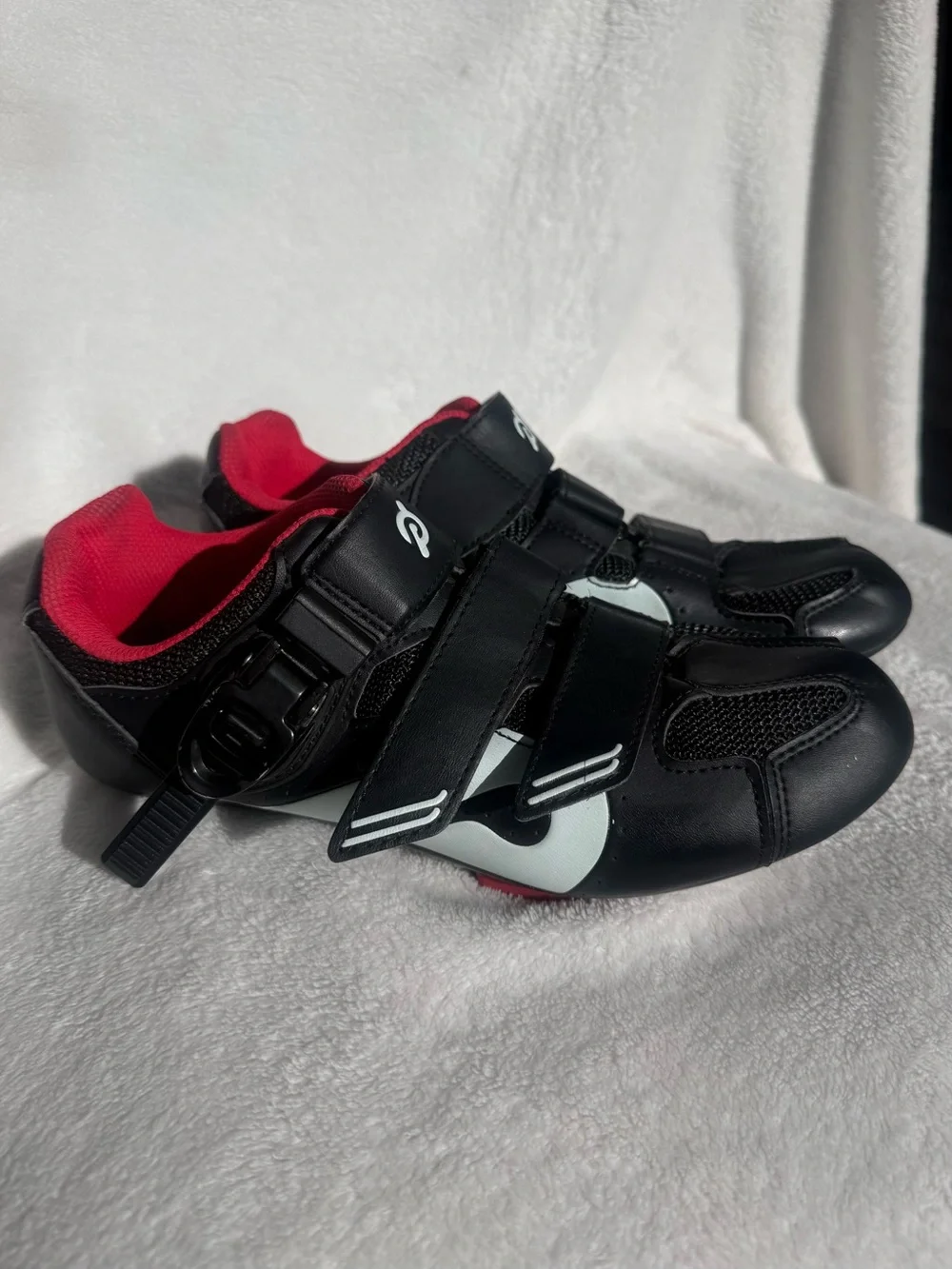 Peloton Black and Red Women's Cycling Shoes with Buckle Closure EU Size 40